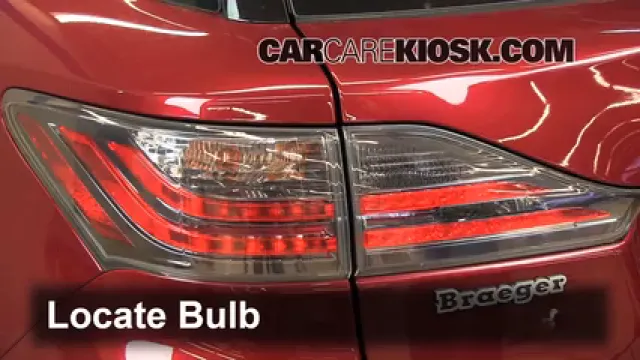 2011 Lexus CT200h 1.8L 4 Cyl. Éclairage Feux de position arrière (remplacer ampoule)